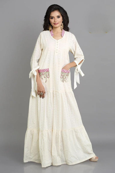 Floral Charm Cotton Kaftan: Tiered Elegance